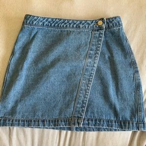 ASYMMETRICAL F21 DENIM SKIRT
